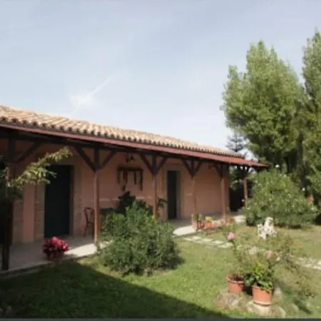 Agriturismo Il Casolare Bed & Breakfast *